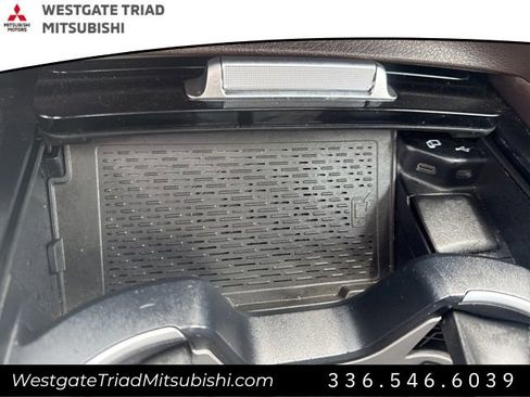 Used 2021 Mercedes-Benz GLS 450 4MATIC image 24