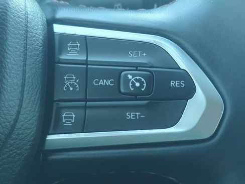 Used 2022 Jeep Compass Limited w/ Sun and Sound Group image 14