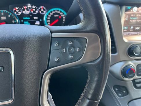 Used 2020 GMC Yukon Denali w/ Denali Premium Package AWD/4WD image 19