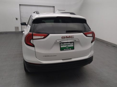Used 2022 GMC Terrain SLE w/ Driver Convenience Package FWD image 6