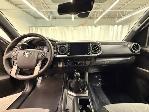 Certified 2023 Toyota Tacoma TRD Off-Road AWD/4WD image 18