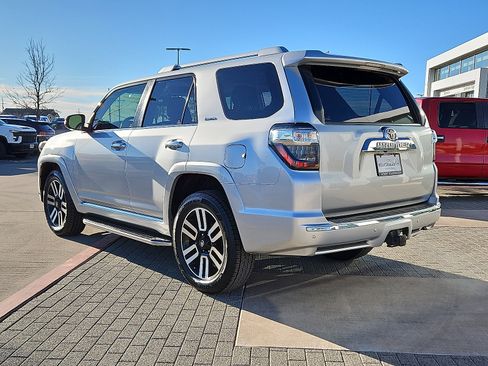 Used 2020 Toyota 4Runner Limited image 2