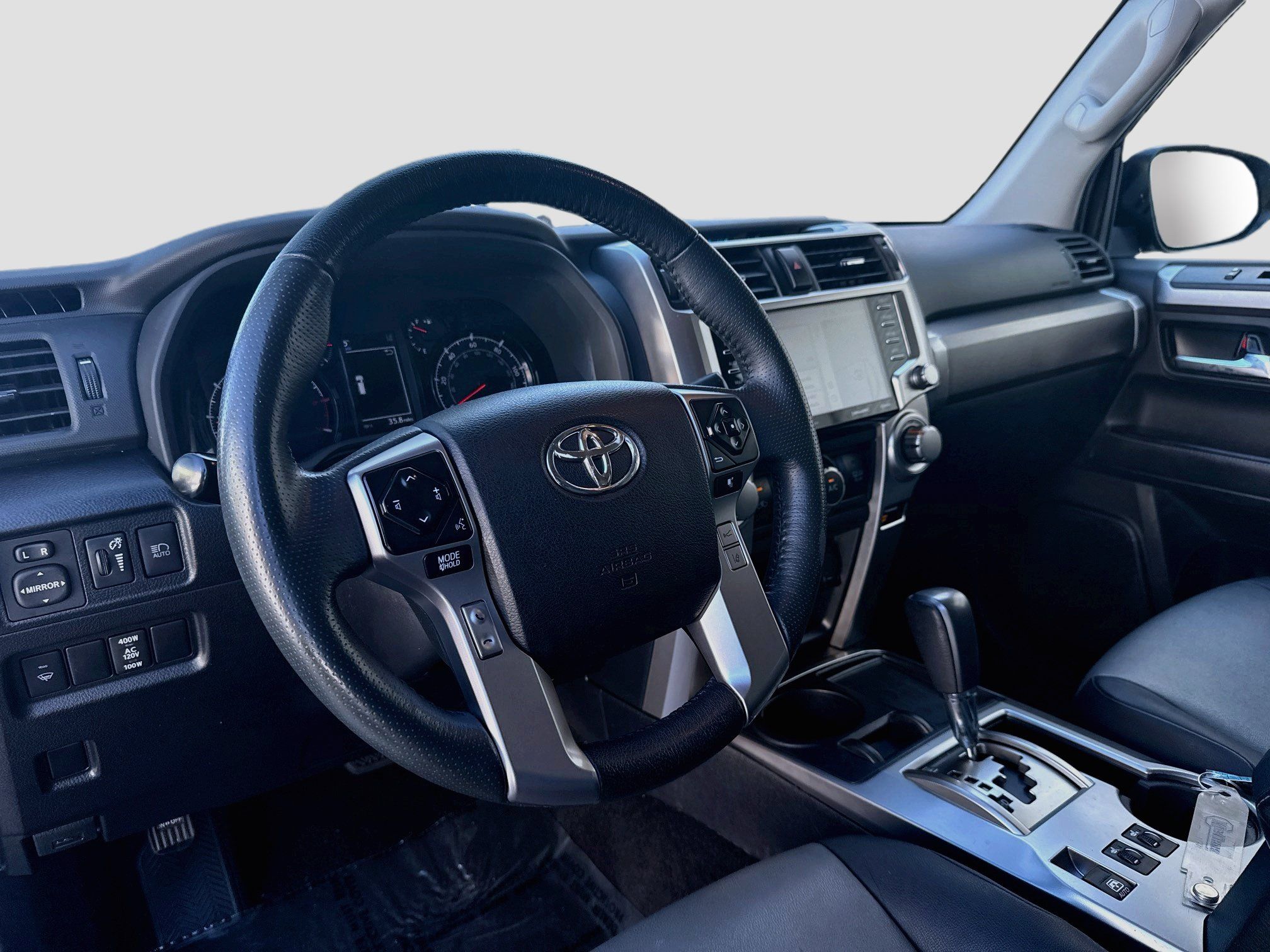 Used 2021 Toyota 4Runner SR5 Premium w/ Moonroof Package RWD image 9