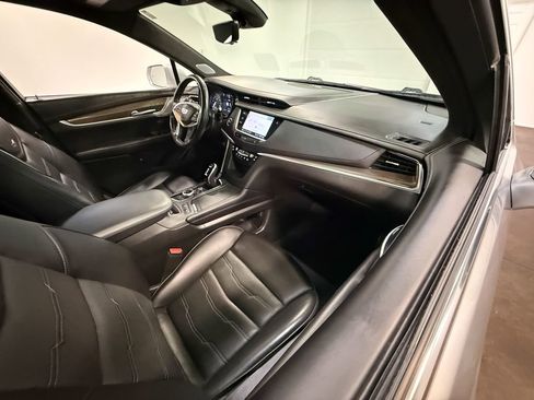 Used 2020 Cadillac XT5 Premium Luxury w/ Platinum Package AWD/4WD image 60