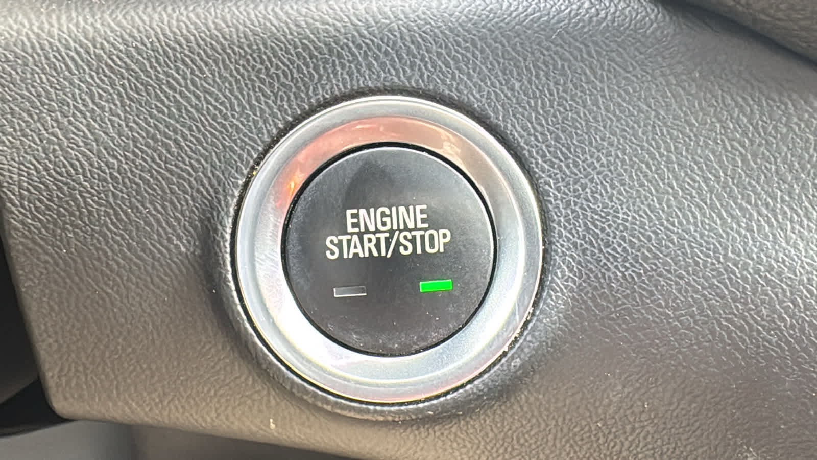 Used 2024 GMC Terrain AT4 w/ LPO, Floor Liner Package AWD/4WD image 19
