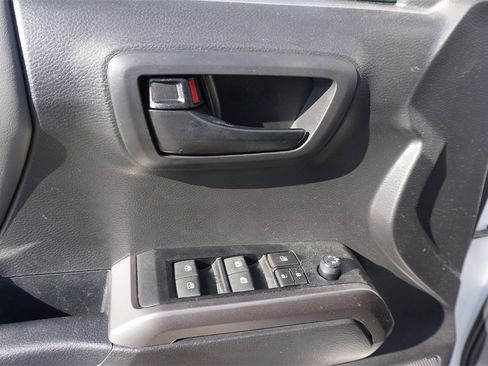 Used 2023 Toyota Tacoma SR5 w/ Technology Package image 4