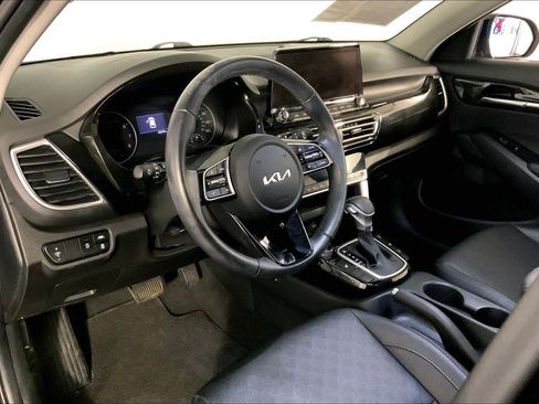 Certified 2023 Kia Seltos EX AWD/4WD image 14