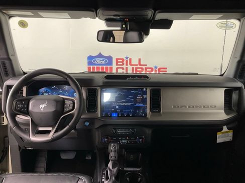 New 2026 Ford Bronco Outer Banks AWD/4WD image 18