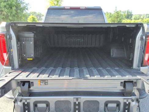 Used 2021 GMC Sierra 1500 AT4 AWD/4WD image 18