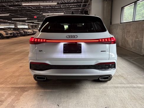 Used 2025 Audi Q5 Premium w/ Convenience Package AWD/4WD image 7