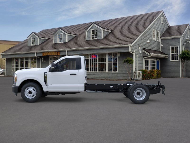 New 2025 Ford F350 XL RWD image 25