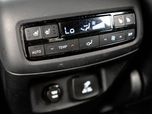 Certified 2024 Hyundai Palisade Calligraphy AWD/4WD image 42