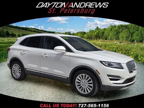 Used 2019 Lincoln MKC Premiere FWD image 1