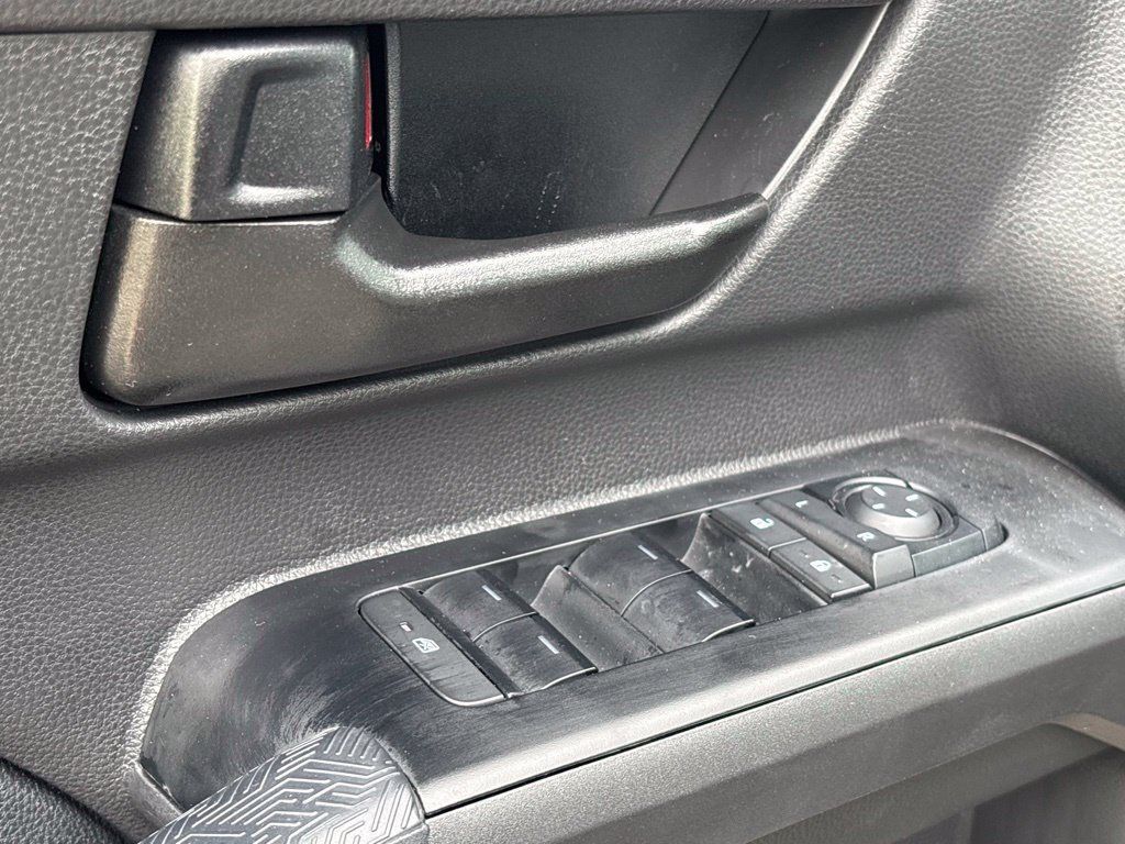 Used 2026 Toyota Tacoma SR5 AWD/4WD image 51
