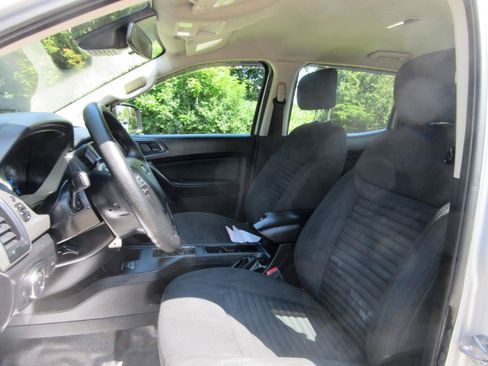 Used 2019 Ford Ranger XL w/ Equipment Group 101A Mid RWD image 24