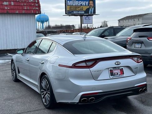 Used 2018 Kia Stinger Premium image 9