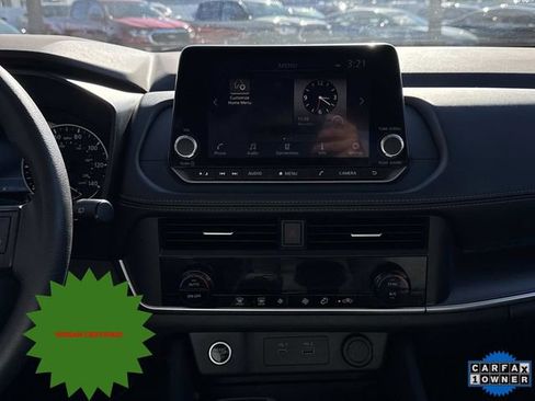 Certified 2023 Nissan Rogue SV image 17