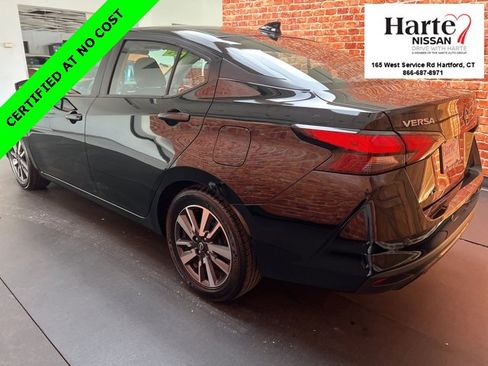 Used 2023 Nissan Versa SV image 5
