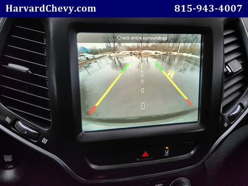 Used 2022 Jeep Cherokee Trailhawk w/ Premium Leather Package image 9