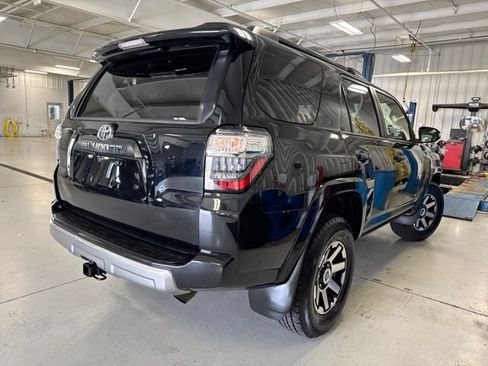 Used 2020 Toyota 4Runner TRD Off-Road Premium w/ Moonroof Package AWD/4WD image 13