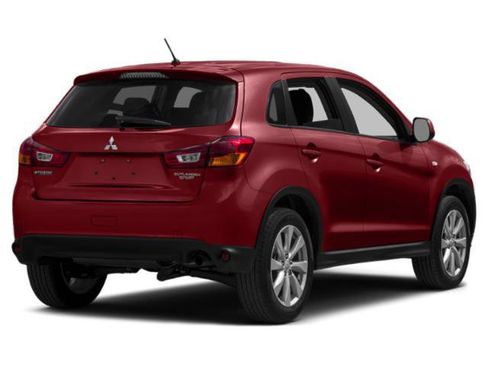 Used 2015 Mitsubishi Outlander Sport SE AWD/4WD image 2