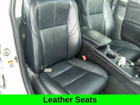 Used 2014 Toyota Avalon XLE Touring FWD image 7