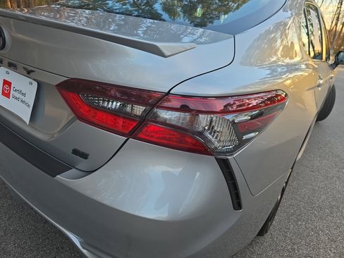 Used 2024 Toyota Camry SE image 34