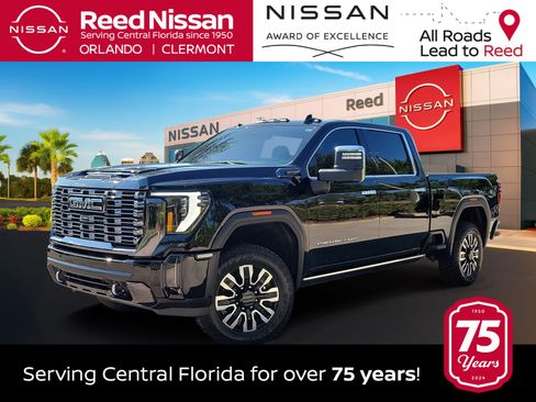 Used 2024 GMC Sierra 2500 Denali Ultimate w/ Max Trailering Package AWD/4WD image 1