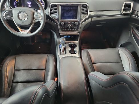Used 2018 Jeep Grand Cherokee Trailhawk w/ Trailhawk Luxury Group AWD/4WD image 14