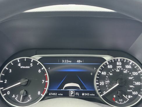 Used 2024 Nissan Sentra SV image 15