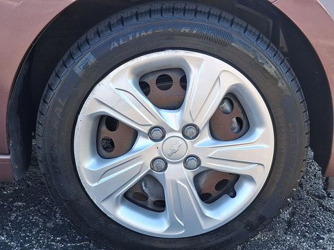 Used 2019 Chevrolet Spark LS FWD image 26
