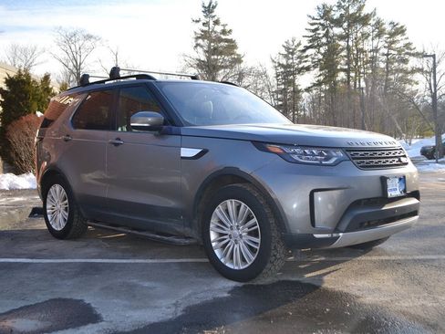 Used 2017 Land Rover Discovery HSE AWD/4WD image 20