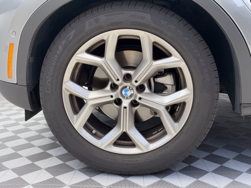 Used 2023 BMW X3 xDrive30i w/ Premium Package w/ZPA AWD/4WD image 13