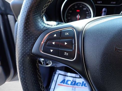 Used 2018 Mercedes-Benz CLA 250 image 17
