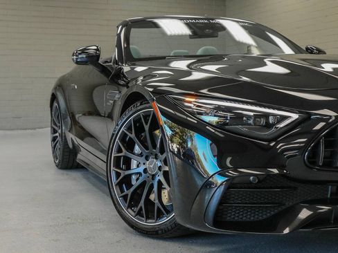 Used 2024 Mercedes-Benz SL 43 AMG image 9