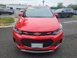 Used 2020 Chevrolet Trax LT w/ Sun & Sound Package image 2