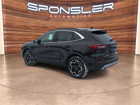 New 2026 Ford Escape Platinum w/ Premium Technology Package image 3