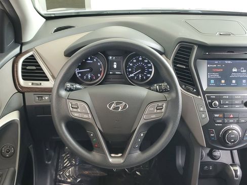 Used 2018 Hyundai Santa Fe Sport w/ 2.4L Value Package 02 FWD image 18