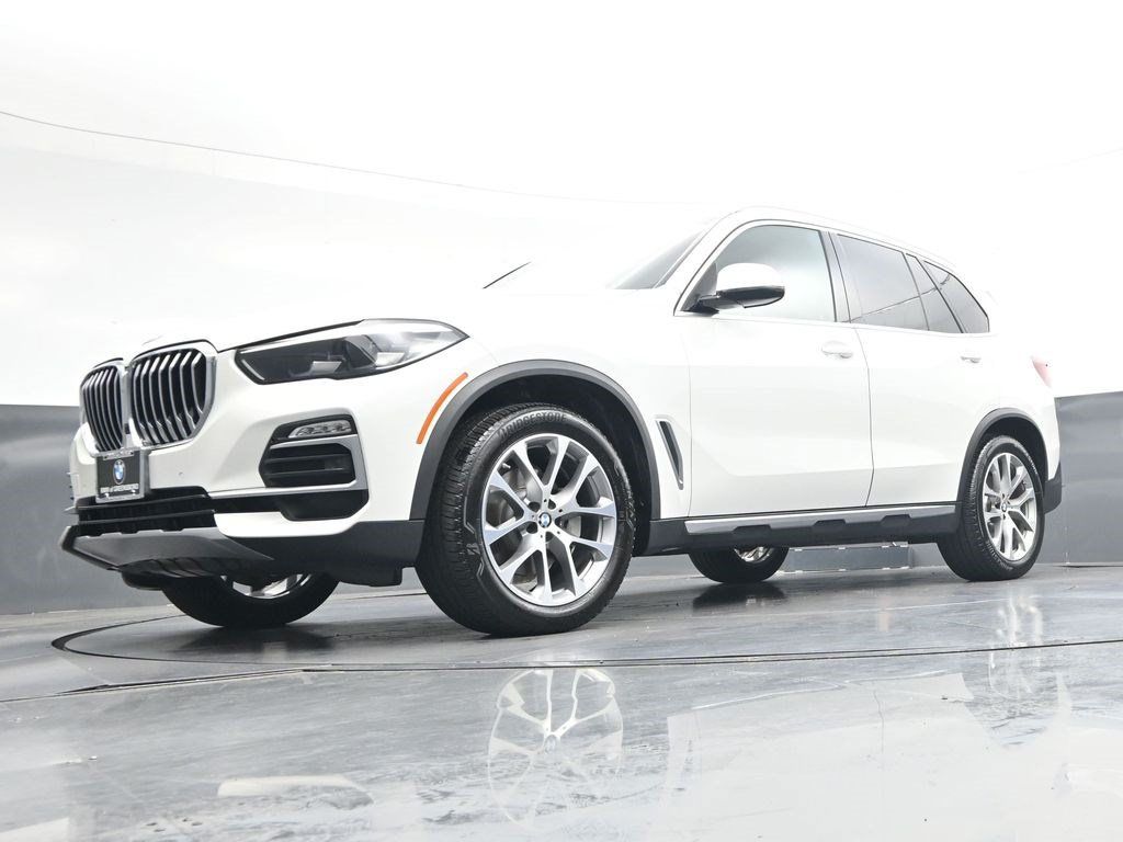 Used 2019 BMW X5 xDrive40i w/ Convenience Package AWD/4WD image 32
