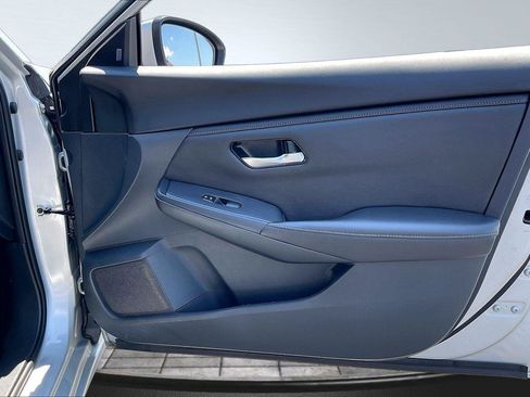 Certified 2023 Nissan Sentra S FWD image 24