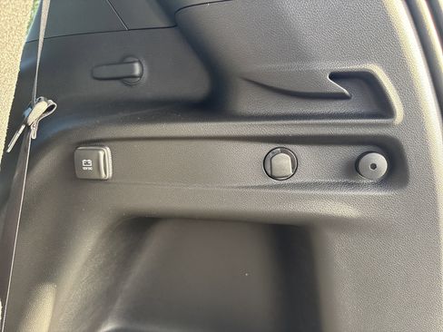 New 2025 Jeep Grand Cherokee L Limited image 14