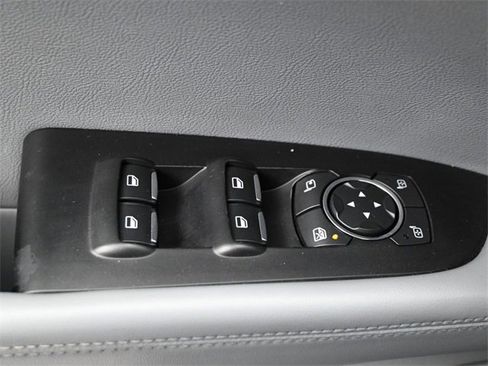 Used 2019 Lincoln Nautilus Reserve image 10