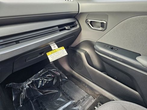 New 2025 Kia K4 EX image 26