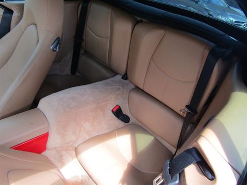 Used 2011 Porsche 911 Cabriolet image 8