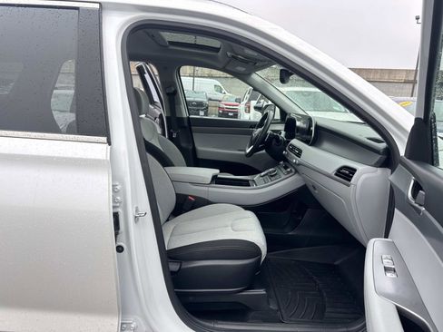 Used 2021 Hyundai Palisade SEL w/ Convenience Package image 14