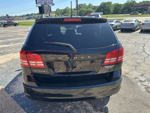 Used 2020 Dodge Journey SE FWD image 8
