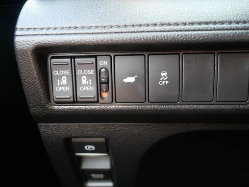 Used 2025 Honda Odyssey Sport-L image 26