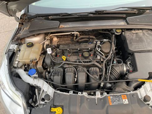 Used 2014 Ford Focus SE FWD image 6