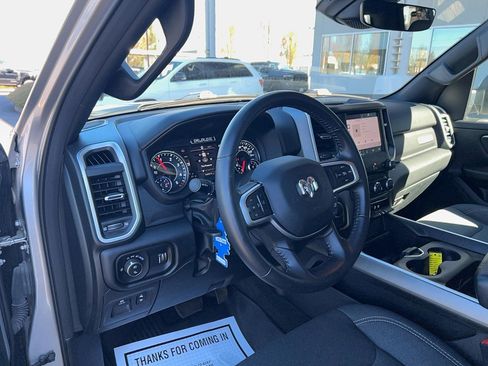 Used 2022 RAM 1500 Big Horn AWD/4WD image 25
