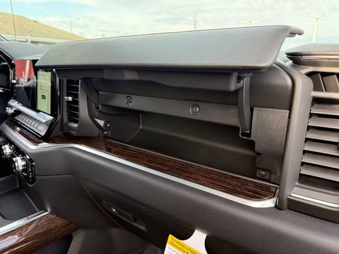 New 2026 GMC Sierra 1500 Elevation w/ Elevation Premium Package image 23